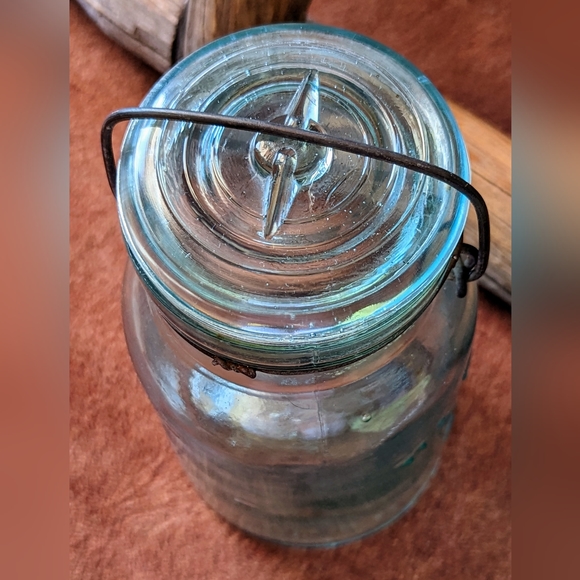 Vintage Aqua Blue Atlas Seal With Wire & Glass Lid Jar - Picture 5 of 6